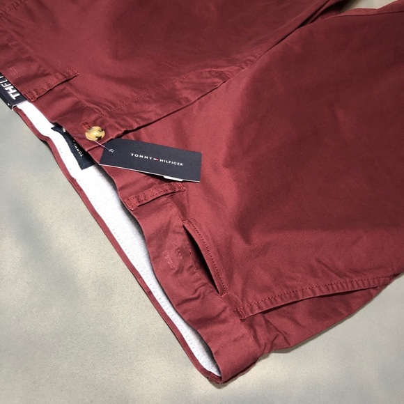 Tommy Hilfiger Men's Casual Flat Front Shorts Flex Burgundy 38W NWT - Picture 14 of 14